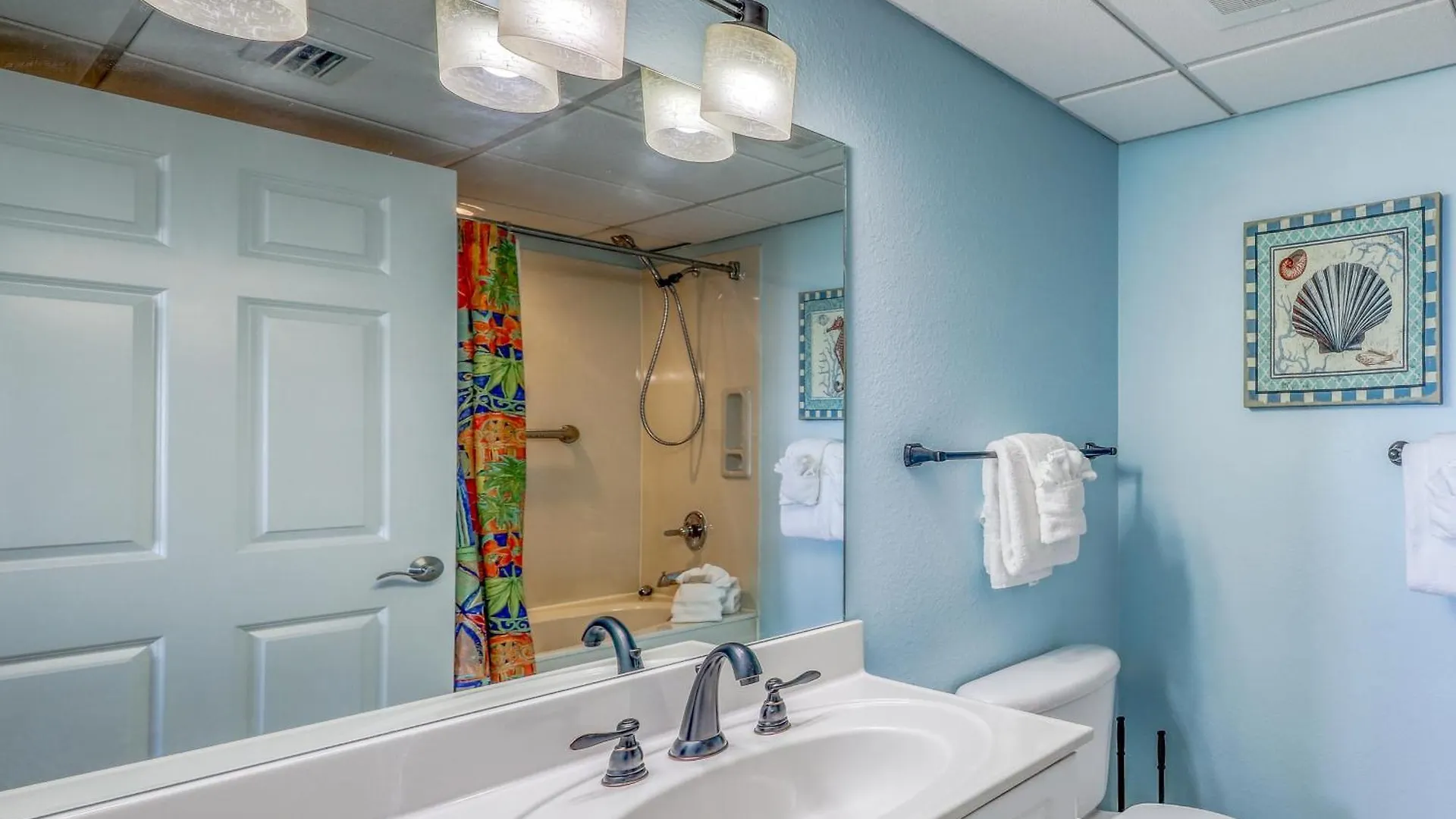 Emerald Beach Resort 1433 Panama City Beach