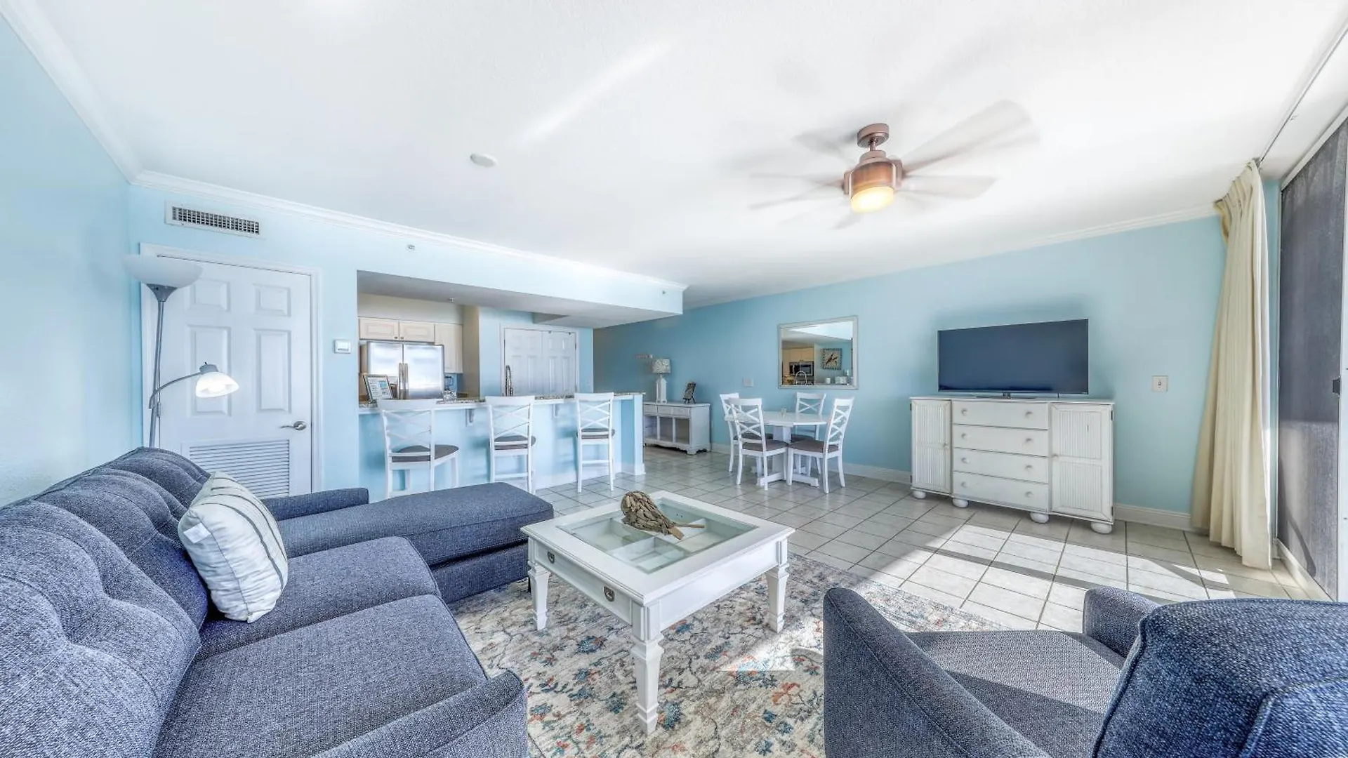 Emerald Beach Resort 1433 Panama City Beach